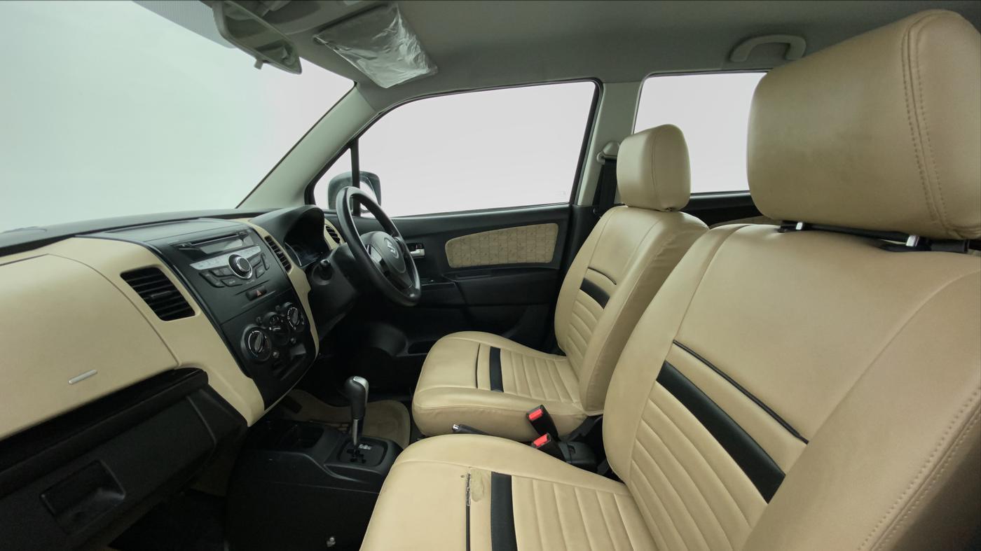 2018 Maruti Wagon R 1.0 VXI AMT, Petrol, Automatic, 24,549 km, Right Side Front Door Cabin