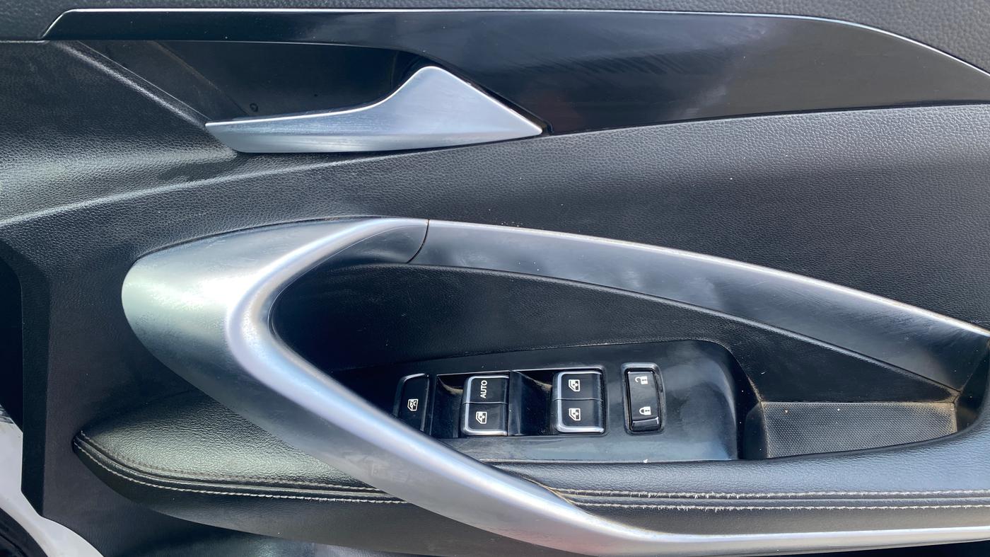 2019 MG HECTOR SHARP 2.0 DIESEL, Diesel, Manual, 60,486 km, Driver Side Door Panels Control