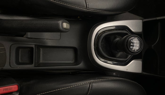 2019 Honda WR-V 1.2L I-VTEC VX MT, Petrol, Manual, 58,227 km, Gear Lever