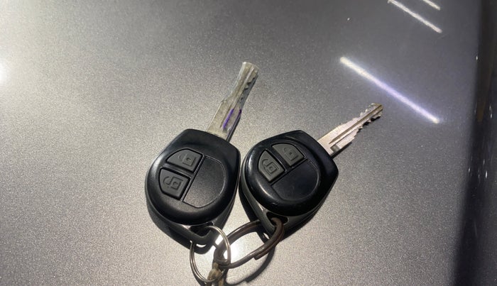 2014 Maruti Wagon R 1.0 VXI, Petrol, Manual, 28,316 km, Key Close Up