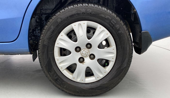 2013 Honda Amaze 1.2L I-VTEC S, CNG, Manual, 1,10,146 km, Left Rear Wheel