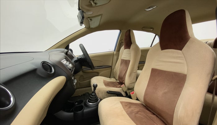 2013 Honda Amaze 1.2L I-VTEC S, CNG, Manual, 1,10,146 km, Right Side Front Door Cabin