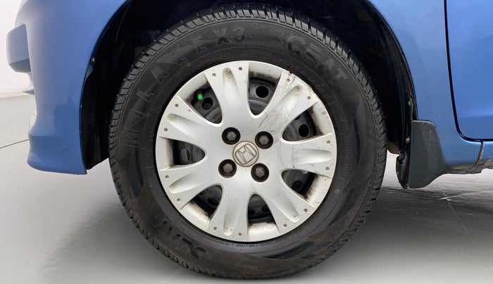 2013 Honda Amaze 1.2L I-VTEC S, CNG, Manual, 1,10,146 km, Left Front Wheel