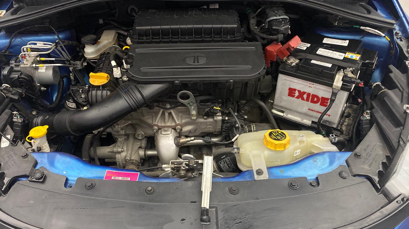 2025 Tata Tiago XZA, Petrol, Automatic, 11,769 km, Engine View