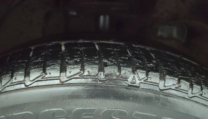 2017 Tata TIGOR XZ (O) PETROL, Petrol, Manual, 38,681 km, Right Front Tyre Tread