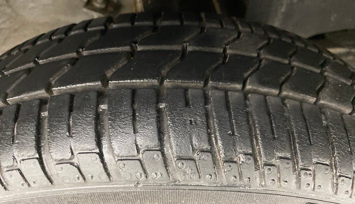 2016 Tata Nano TWIST XTA, Petrol, Automatic, 6,264 km, Right Front Tyre Tread