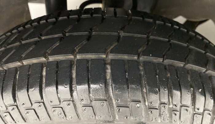 2016 Tata Nano TWIST XTA, Petrol, Automatic, 6,264 km, Right Rear Tyre Tread