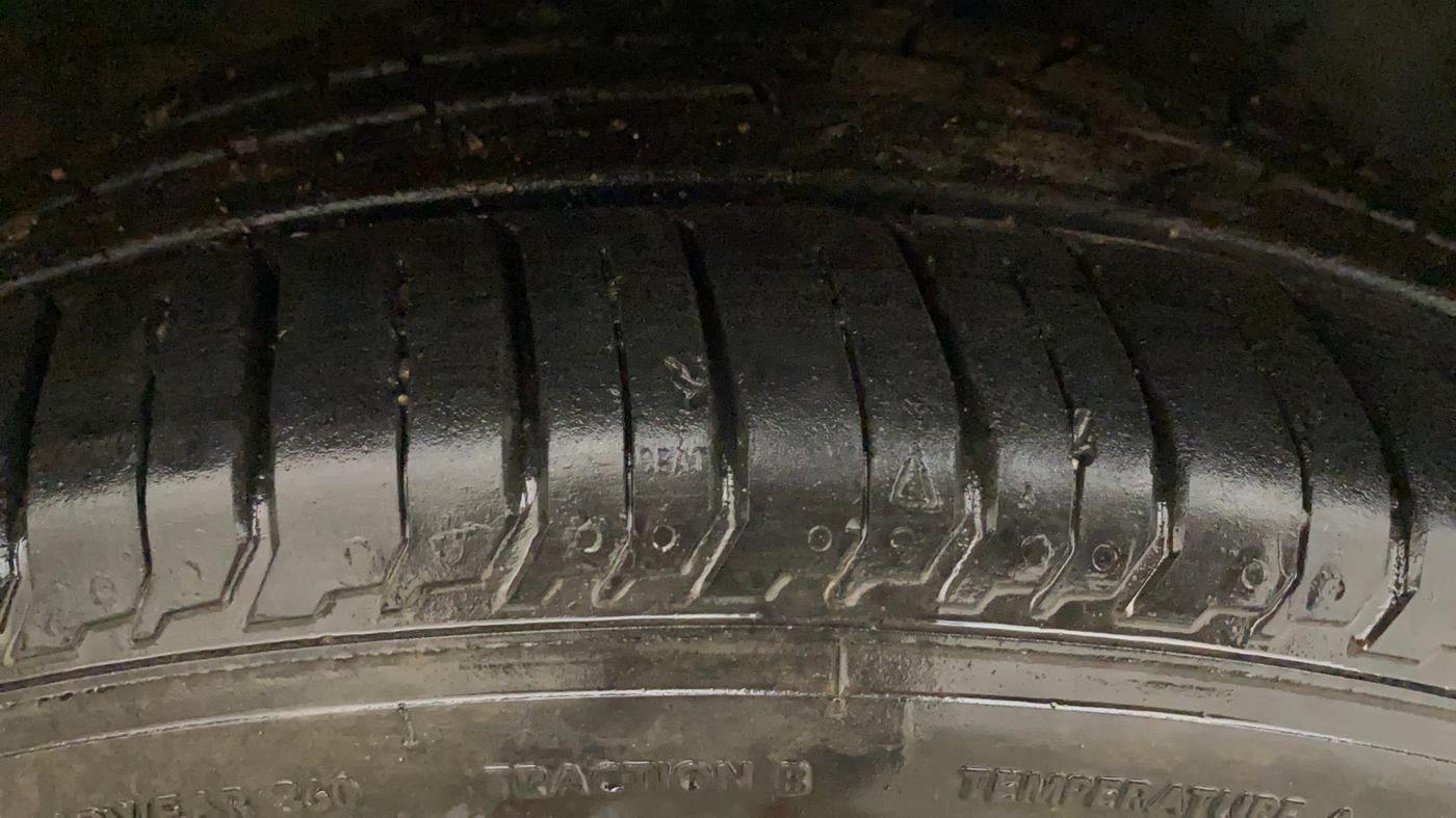 2019 Maruti Baleno ALPHA CVT PETROL 1.2, Petrol, Automatic, 83,317 km, Right Front Tyre Tread