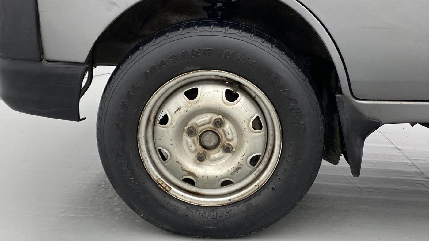 2014 Maruti Eeco 5 STR WITH A/C+HTR, CNG, Manual, 1,23,768 km, Left Front Wheel