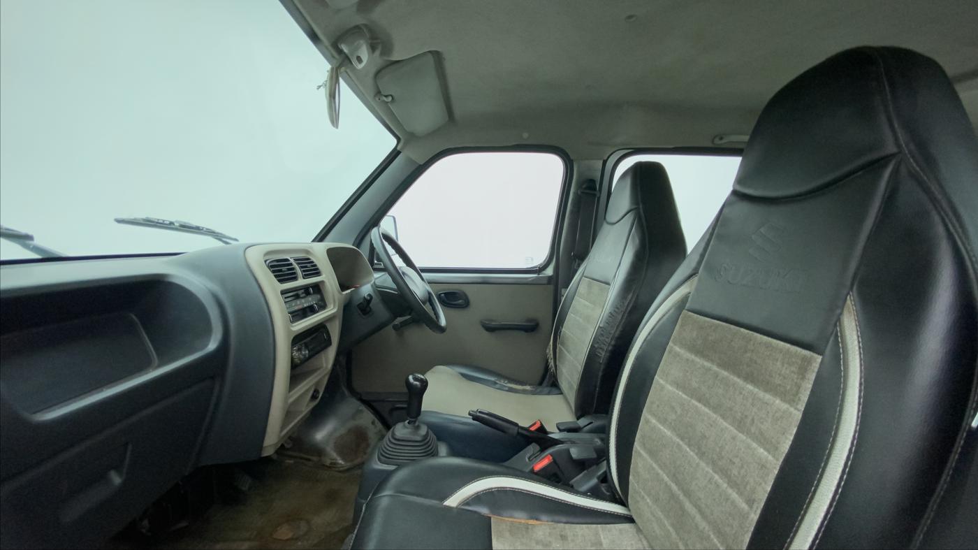 2014 Maruti Eeco 5 STR WITH A/C+HTR, CNG, Manual, 1,23,768 km, Right Side Front Door Cabin
