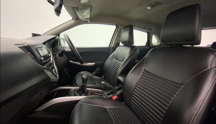 2017 Maruti Baleno ZETA PETROL 1.2, Petrol, Manual, 33,209 km, Right Side Front Door Cabin