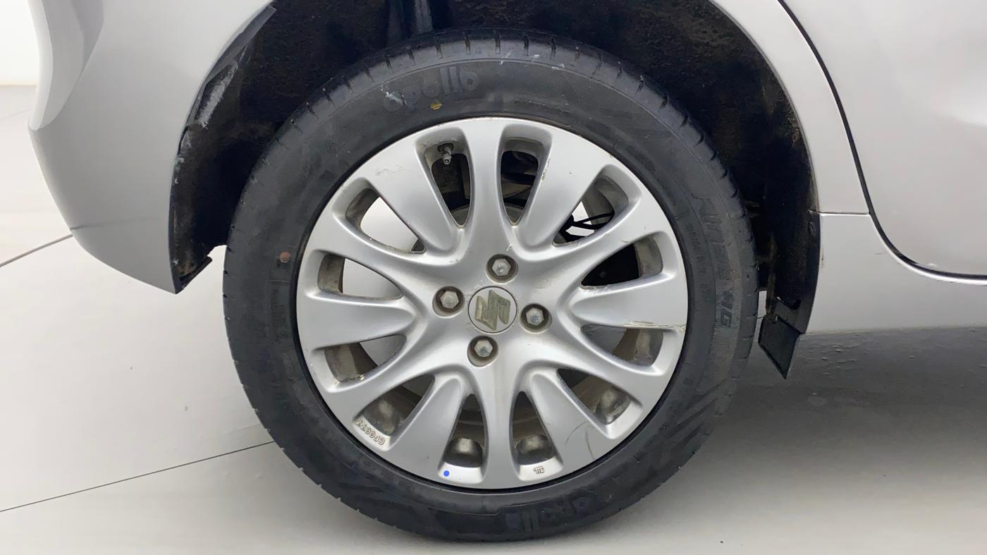 2017 Maruti Baleno ZETA PETROL 1.2, Petrol, Manual, 33,209 km, Right Rear Wheel