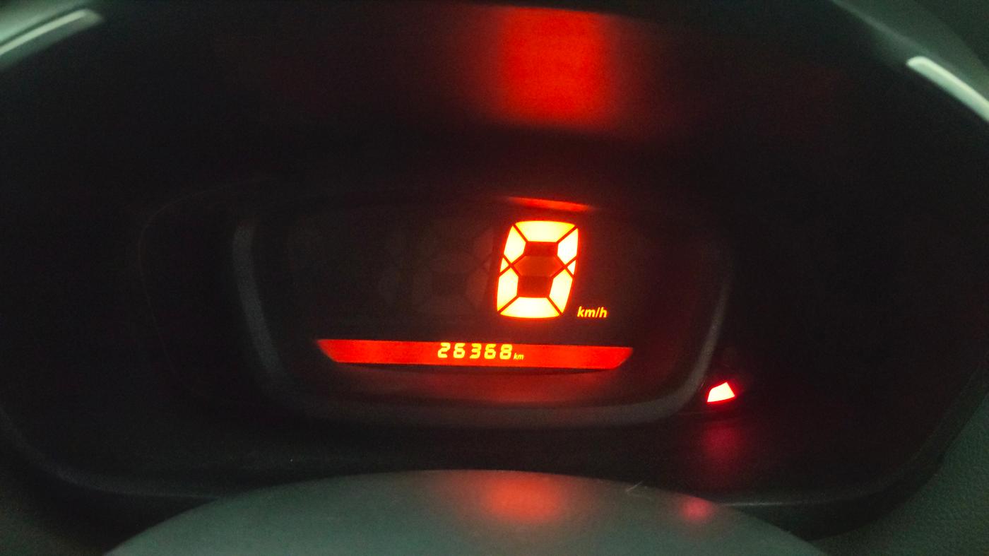 2015 Renault Kwid RXT 0.8, Petrol, Manual, 26,345 km, Odometer Image