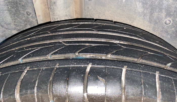 2020 MG HECTOR PLUS SHARP 1.5 PETROL TURBO DCT 6-STR, Petrol, Automatic, 86,358 km, Right Rear Tyre Tread