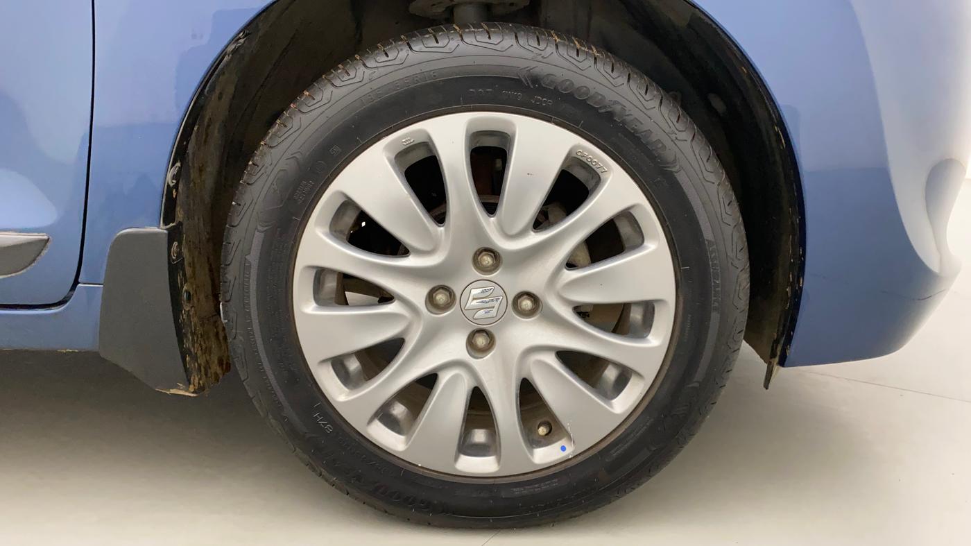 2017 Maruti Baleno ZETA PETROL 1.2, Petrol, Manual, 58,622 km, Right Front Wheel