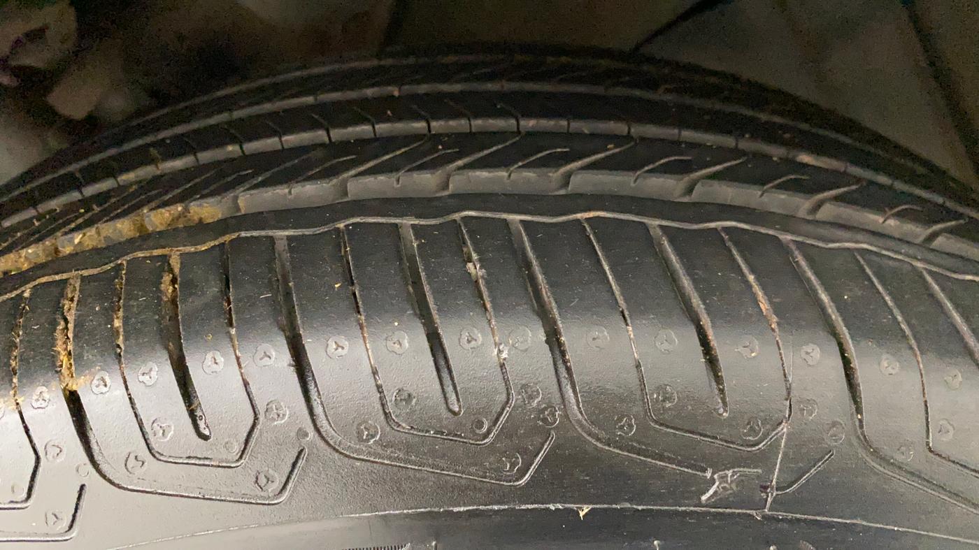 2017 Maruti Baleno ZETA PETROL 1.2, Petrol, Manual, 58,622 km, Right Front Tyre Tread