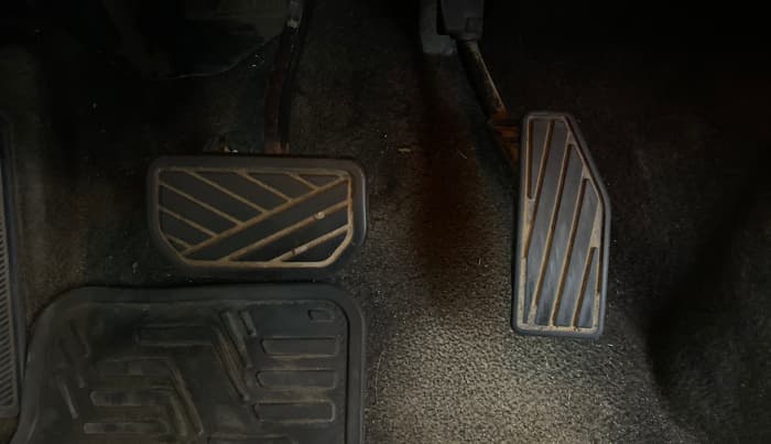 2023 Maruti FRONX ALPHA 1.0L TURBO 6 AT, Petrol, Automatic, 31,336 km, Pedals