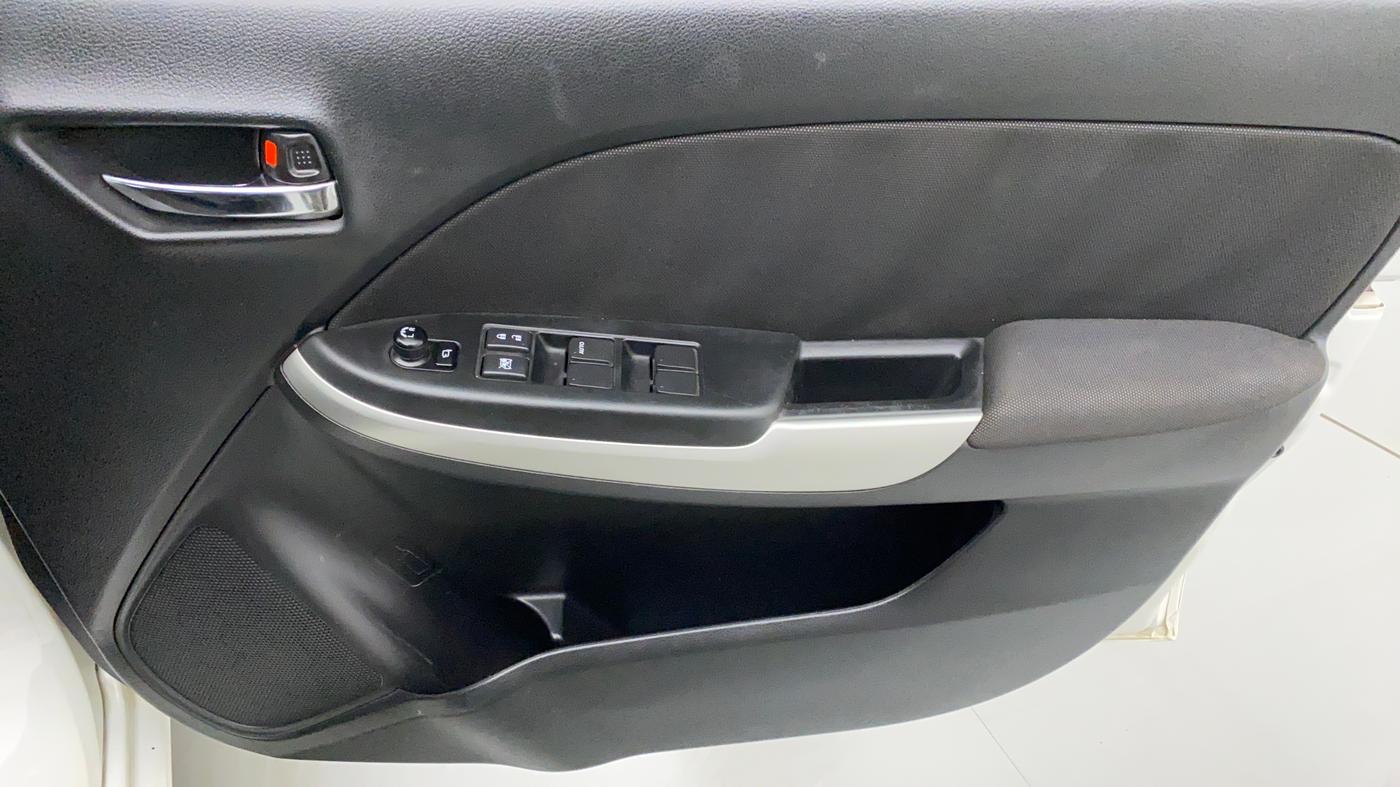 2017 Maruti Baleno ALPHA CVT PETROL 1.2, Petrol, Automatic, 75,966 km, Driver Side Door Panels Control
