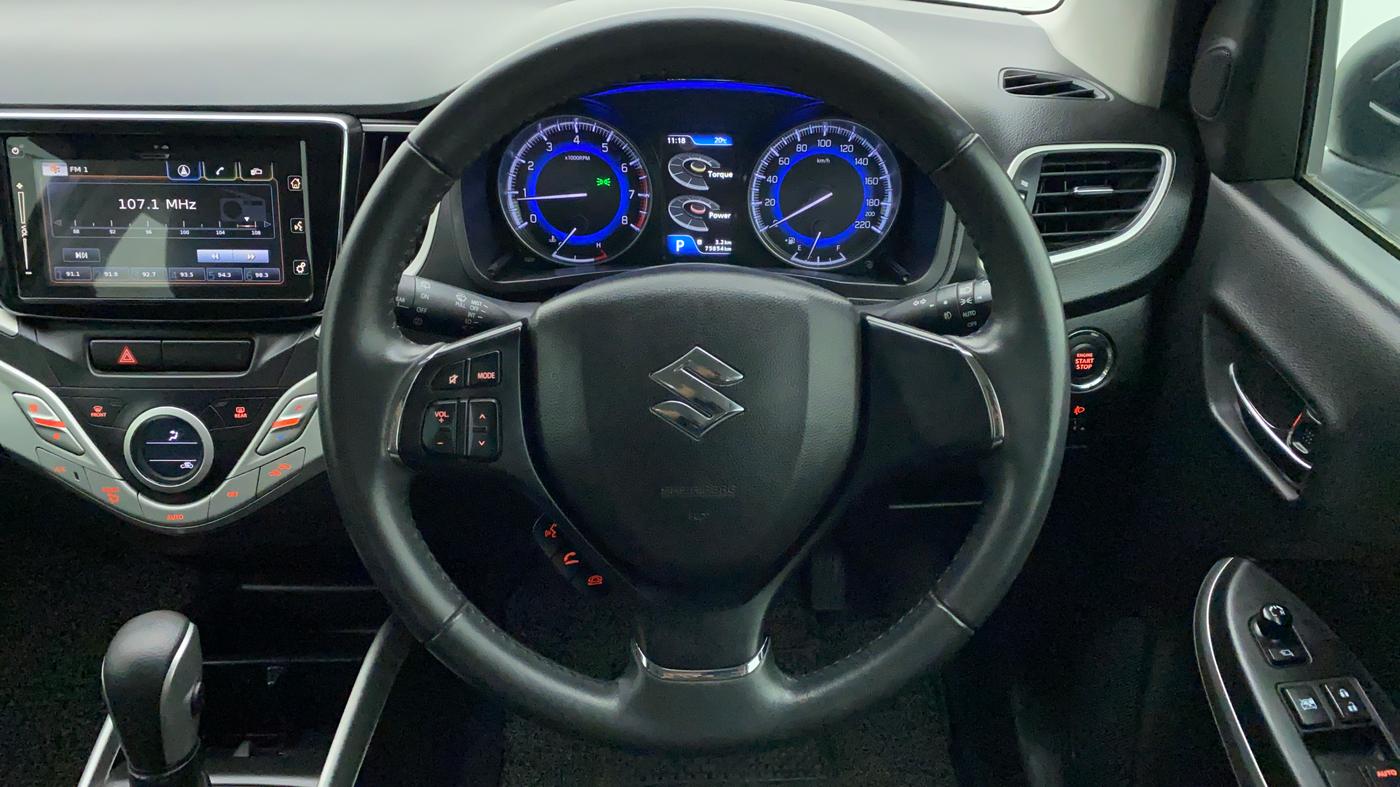 2017 Maruti Baleno ALPHA CVT PETROL 1.2, Petrol, Automatic, 75,966 km, Steering Wheel Close Up