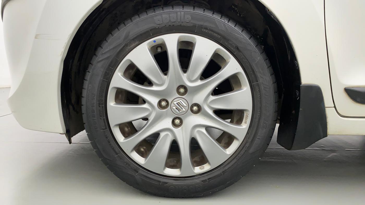 2017 Maruti Baleno ALPHA CVT PETROL 1.2, Petrol, Automatic, 75,966 km, Left Front Wheel