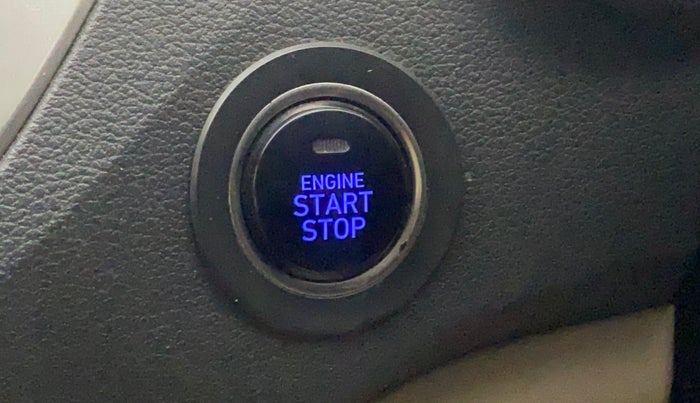 2019 Hyundai Verna 1.6 VTVT SX, Petrol, Manual, 84,490 km, Keyless Start/ Stop Button