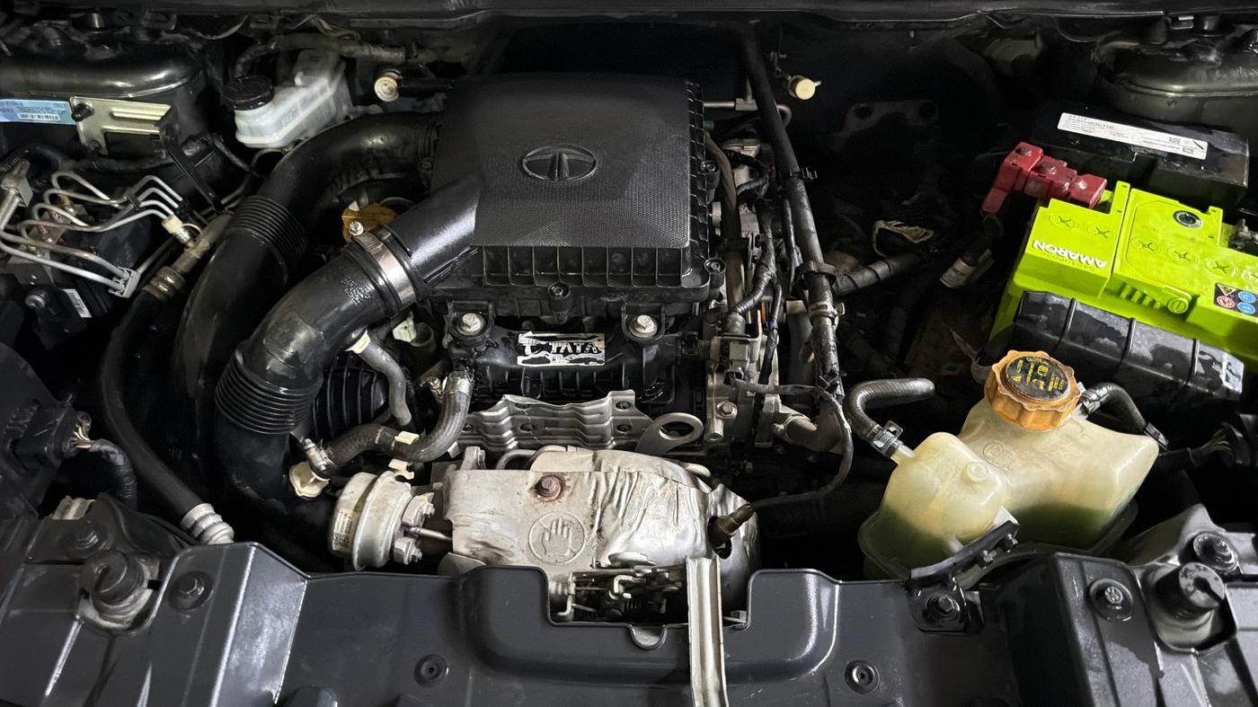 2020 Tata NEXON XMA PETROL, Petrol, Automatic, 92,329 km, Engine View