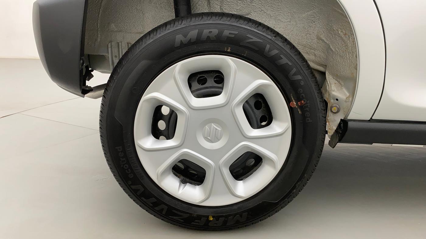 2023 Maruti S PRESSO VXI, Petrol, Manual, 247 km, Right Rear Wheel