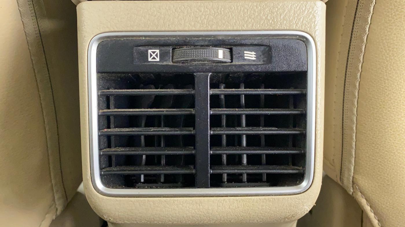 2014 Maruti Ciaz ZXI, Petrol, Manual, 60,364 km, Rear AC Vents