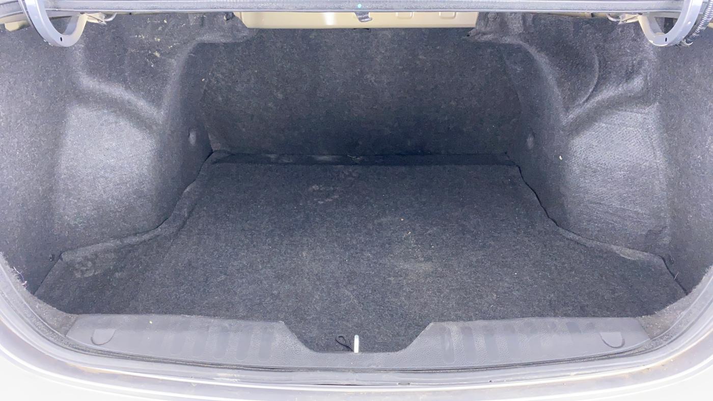 2014 Maruti Ciaz ZXI, Petrol, Manual, 60,364 km, Boot Inside