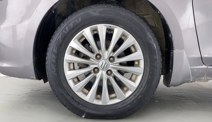 2014 Maruti Ciaz ZXI, Petrol, Manual, 60,364 km, Left Front Wheel