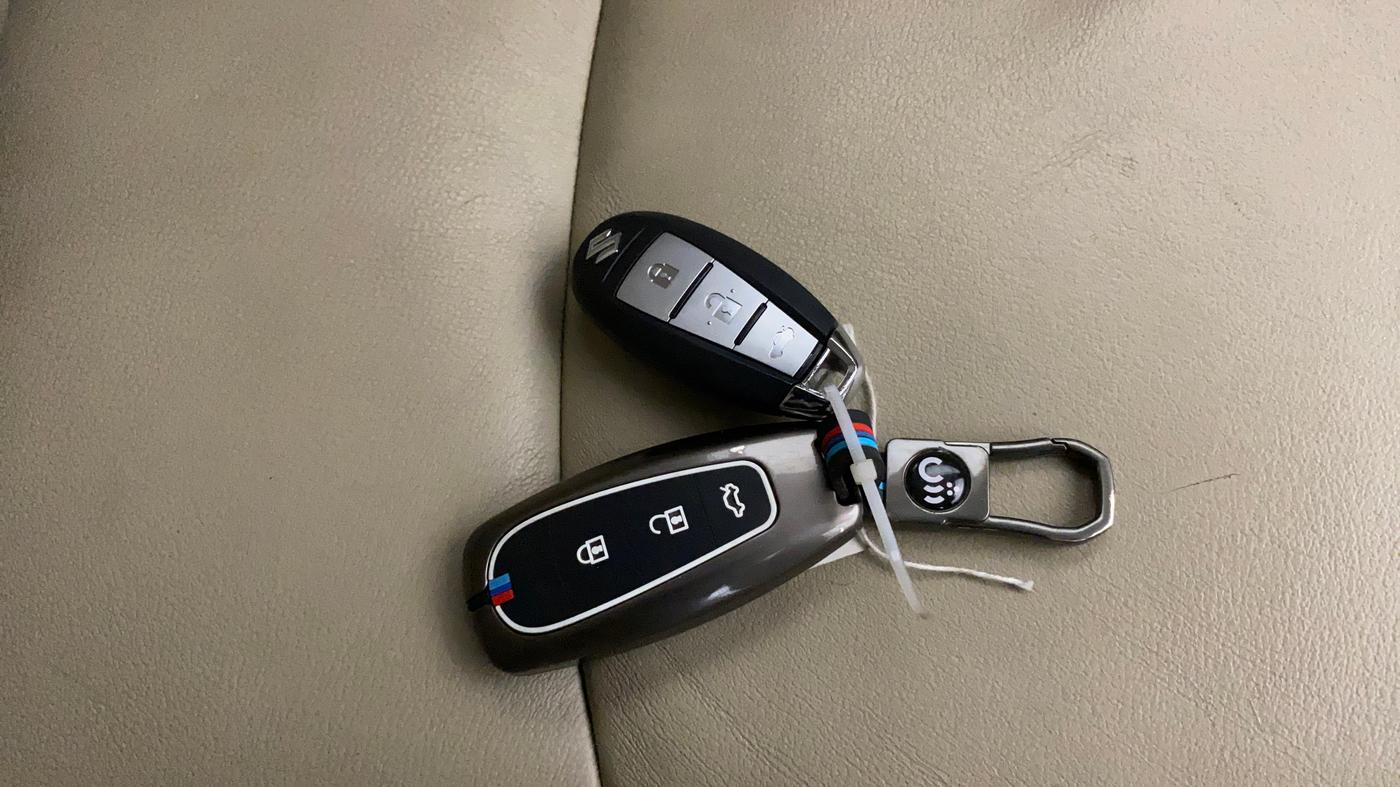 2018 Maruti Ciaz ALPHA 1.5 SHVS PETROL, Petrol, Manual, 64,532 km, Key Close Up