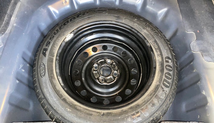 2018 Maruti Ciaz ALPHA 1.5 SHVS PETROL, Petrol, Manual, 64,532 km, Spare Tyre