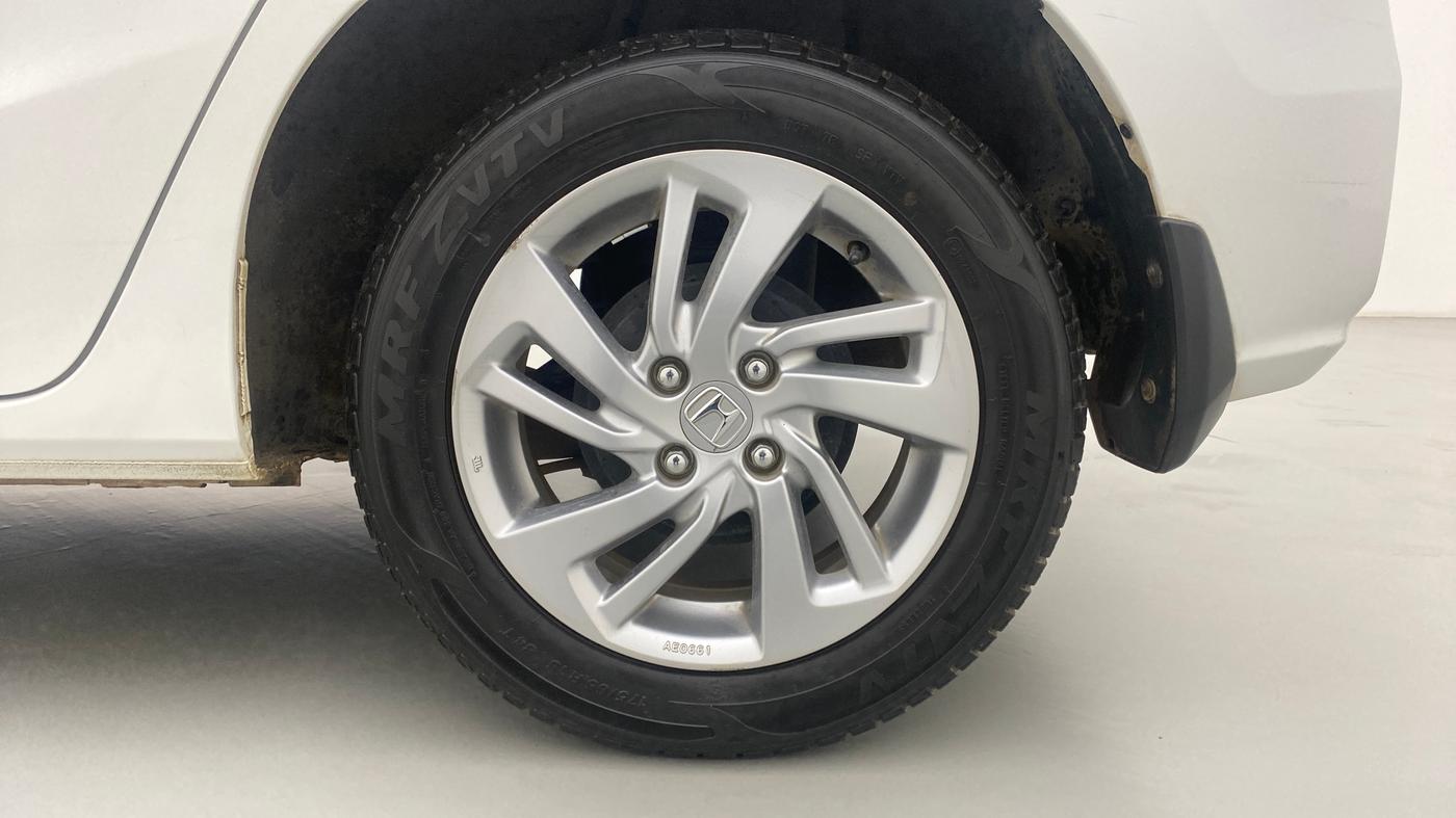 2020 Honda Jazz 1.2 V AT, Petrol, Automatic, 11,443 km, Left Rear Wheel