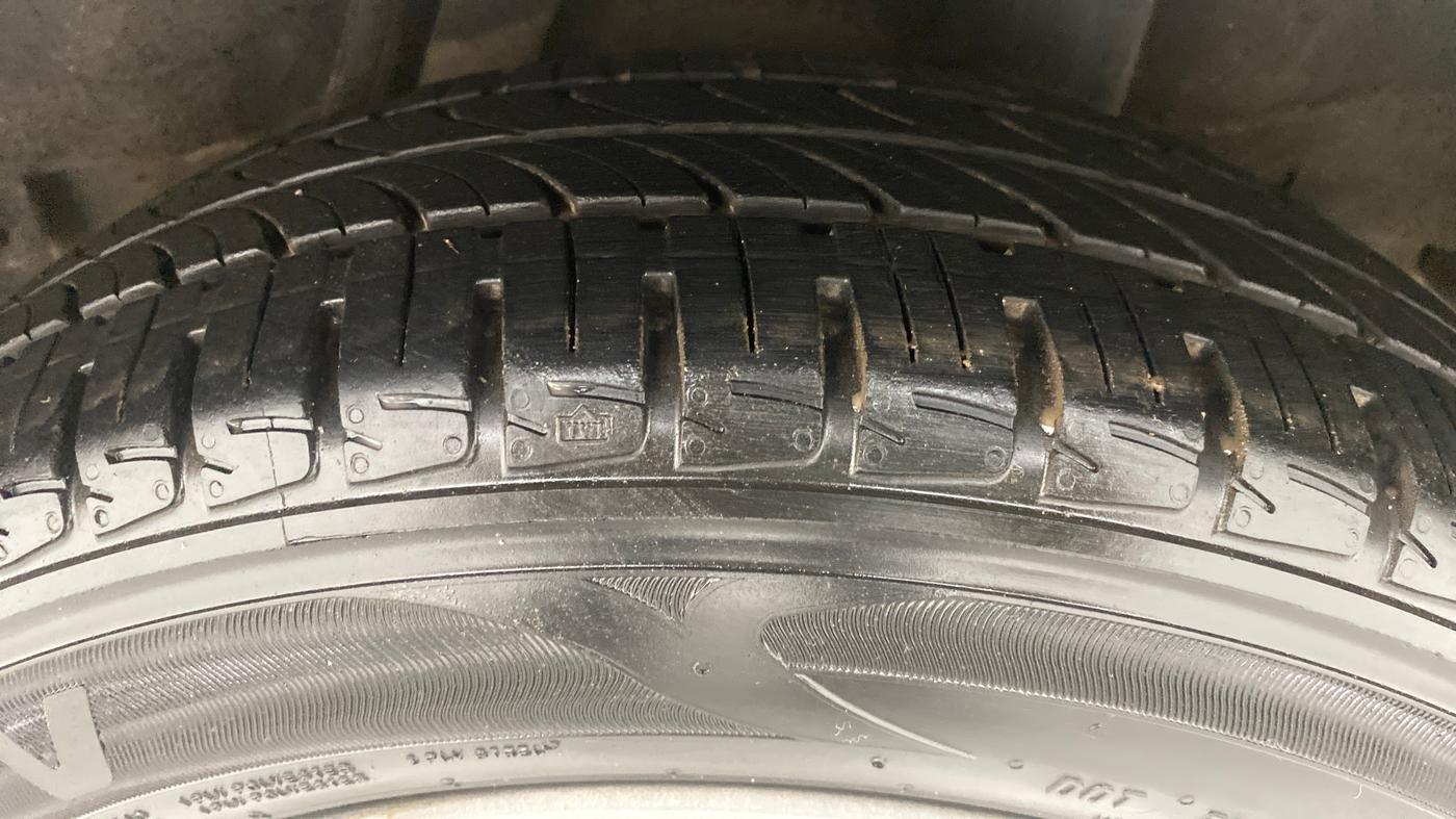 2020 Honda Jazz 1.2 V AT, Petrol, Automatic, 11,443 km, Left Rear Tyre Tread