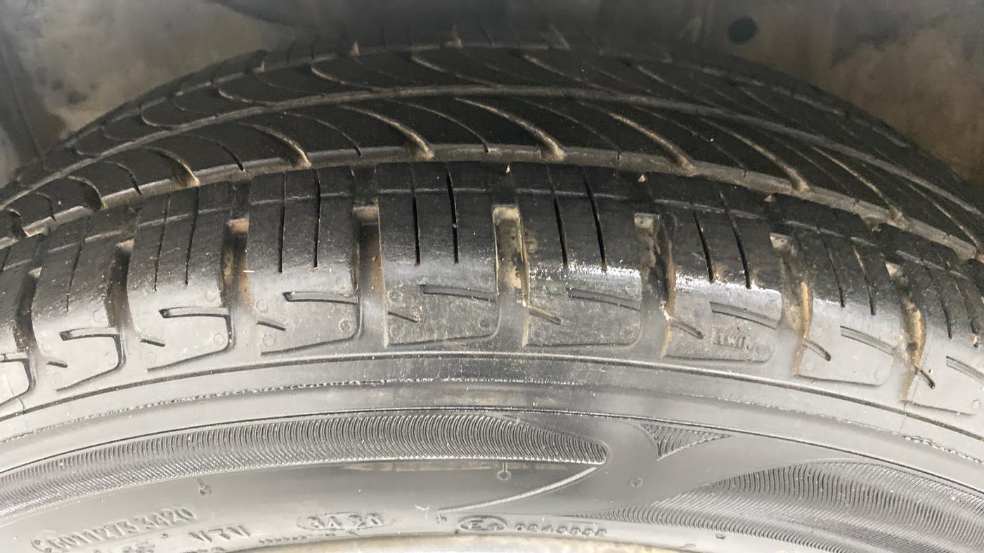 2020 Honda Jazz 1.2 V AT, Petrol, Automatic, 11,443 km, Left Front Tyre Tread