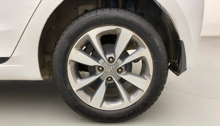 2017 Hyundai Elite i20 ASTA 1.2 DUAL TONE, Petrol, Manual, 82,676 km, Left Rear Wheel