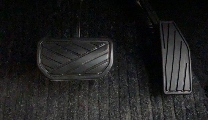 2019 Maruti Baleno ALPHA CVT PETROL 1.2, Petrol, Automatic, 42,955 km, Pedals