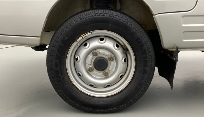 2015 Maruti OMNI E 8 STR, Petrol, Manual, 13,883 km, Left Front Wheel