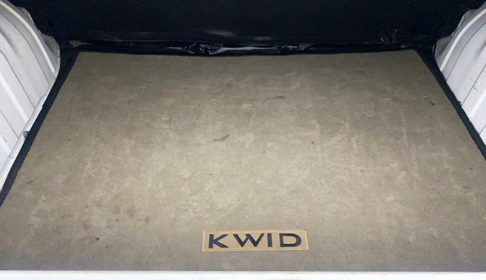 2018 Renault Kwid RXT 1.0 AMT, Petrol, Automatic, 49,859 km, Boot Inside