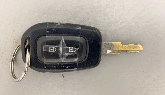 2018 Renault Kwid RXT 1.0 AMT, Petrol, Automatic, 49,859 km, Key Close Up