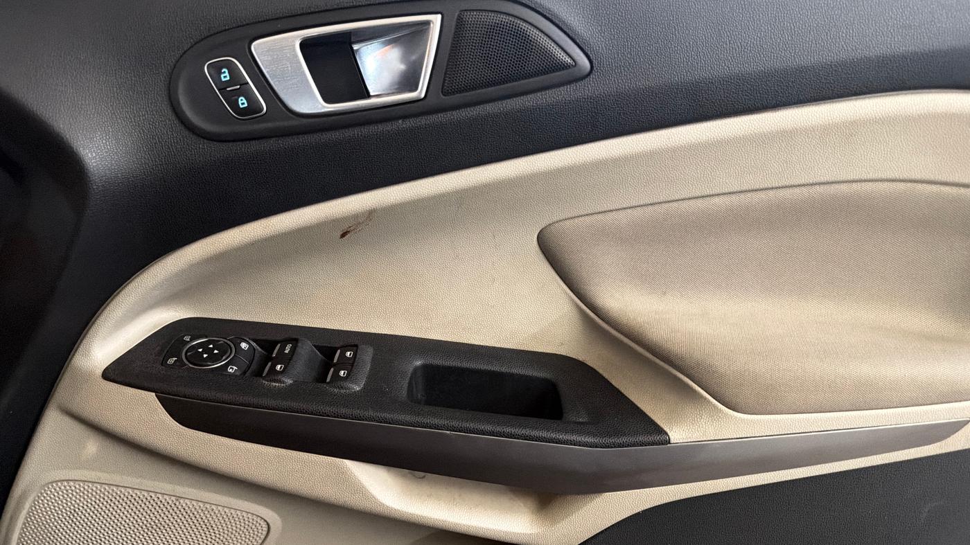 2021 Ford Ecosport TITANIUM + 1.5L PETROL AT, Petrol, Automatic, 38,909 km, Driver Side Door Panels Control