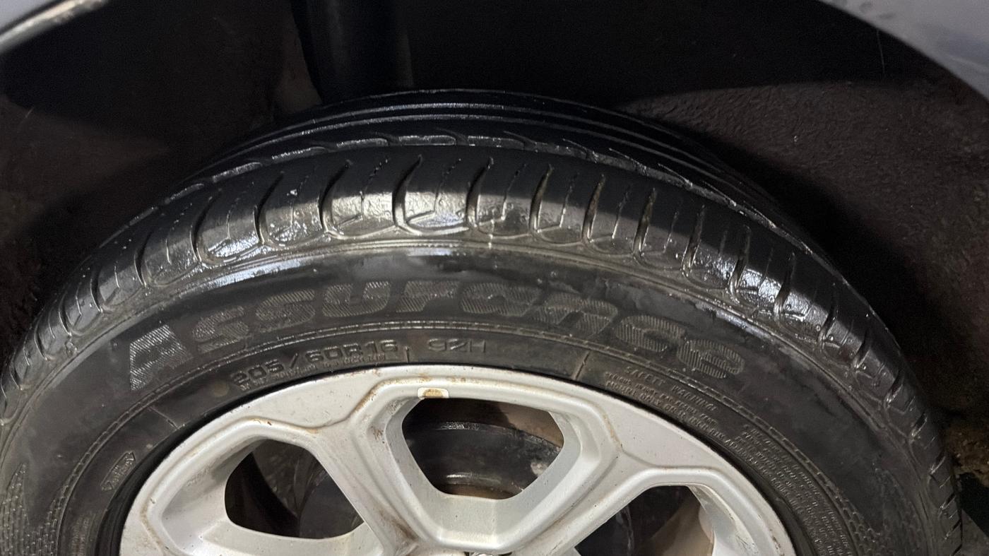 2021 Ford Ecosport TITANIUM + 1.5L PETROL AT, Petrol, Automatic, 38,909 km, Right Rear Tyre Tread