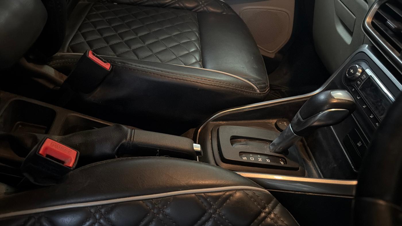 2021 Ford Ecosport TITANIUM + 1.5L PETROL AT, Petrol, Automatic, 38,909 km, Gear Lever
