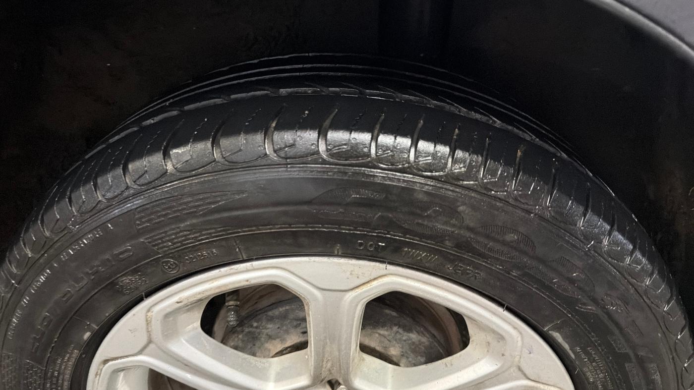 2021 Ford Ecosport TITANIUM + 1.5L PETROL AT, Petrol, Automatic, 38,909 km, Left Rear Tyre Tread