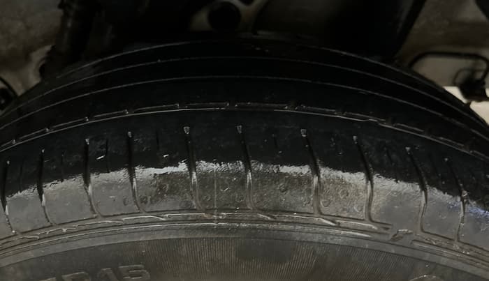 2022 Hyundai VENUE S(O) 1.2, Petrol, Manual, 39,698 km, Left Rear Tyre Tread