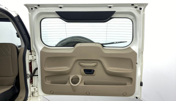 2019 Mahindra TUV300 T10, Diesel, Manual, 91,237 km, Boot Door Open