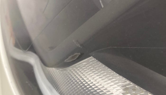 2019 Mahindra TUV300 T10, Diesel, Manual, 91,237 km, Left headlight - Minor scratches