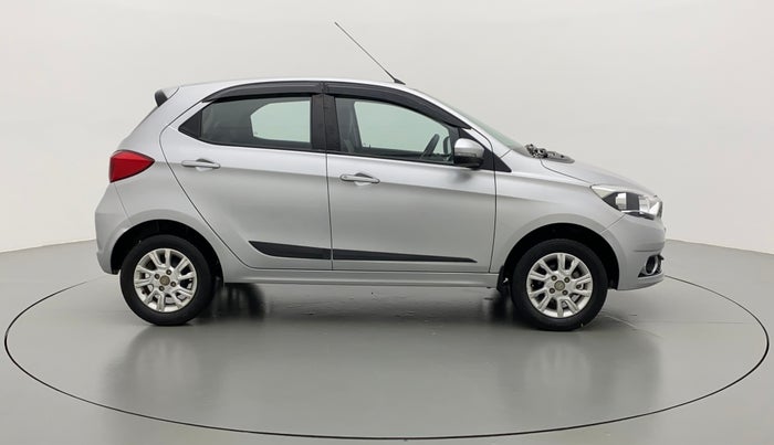 2018 Tata Tiago XZ 1.2 REVOTRON, Petrol, Manual, 34,129 km, Right Side View
