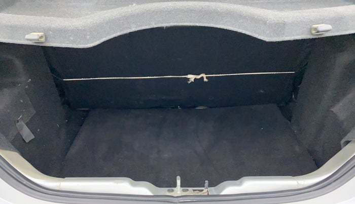 2018 Tata Tiago XZ 1.2 REVOTRON, Petrol, Manual, 34,129 km, Boot Inside