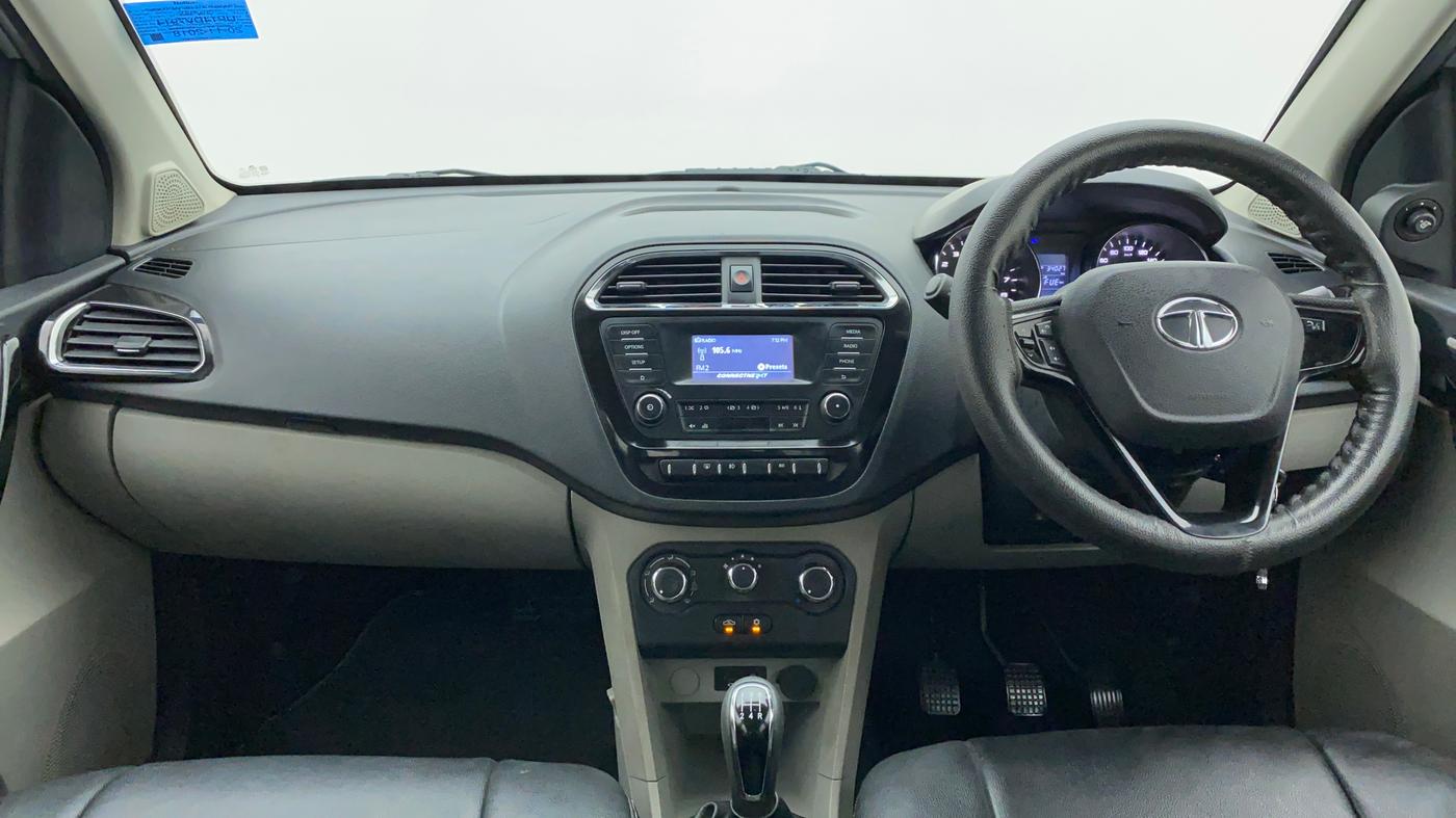 2018 Tata Tiago XZ 1.2 REVOTRON, Petrol, Manual, 34,129 km, Dashboard